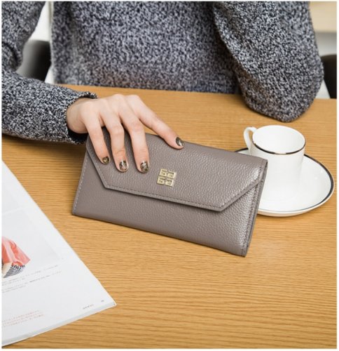 女性に人気のシンプルなレディース財布 おすすめブランド12選 21年最新版 ベストプレゼントガイド