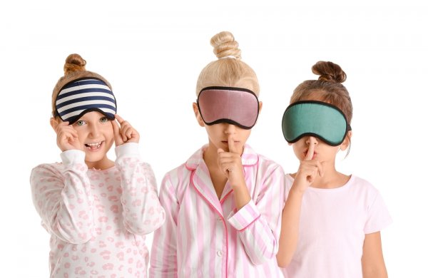 15 Rekomendasi Baju Tidur Anak Perempuan Murah dan Nyaman! (2023)