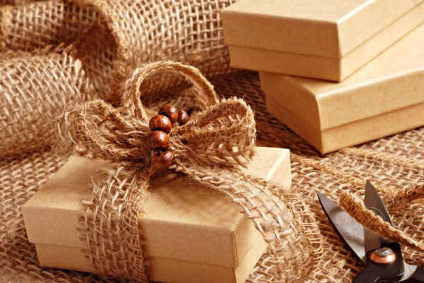 Have You Tried Wrapping a Gift Without Wrapping Paper? Use These Alternative Methods to Wrap a Gift and Create a Lasting Impression on Your Loved Ones (2020)
