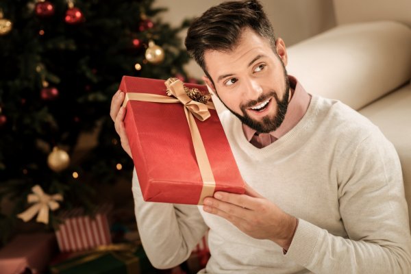 The 10 Best Gifts for Men in 2021 to Impress the Man Who's Hard to Shop for - He'll Think You Read His Mind!