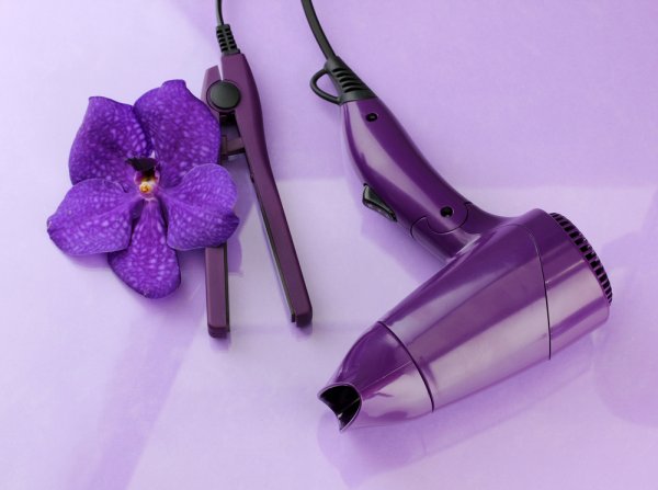 Before the Summer Season Starts, Check Out These Amazing Mini Hair Straighteners to Carry in Your Bag for Those Much Needed Hair Touch Ups!