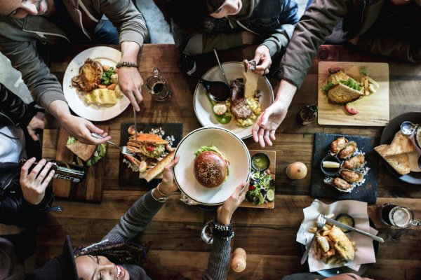 Nikmati Ragam Kuliner yang Menggoda di 15 Rekomendasi Restoran Enak di Cilandak Town Square Terbaik! (2023)