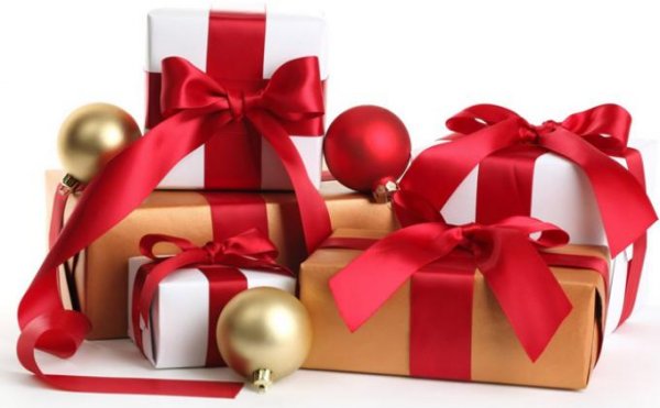 10 Rekomendasi Hadiah Natal Untuk Teman Kantor Ini Pasti Sukses Bikin