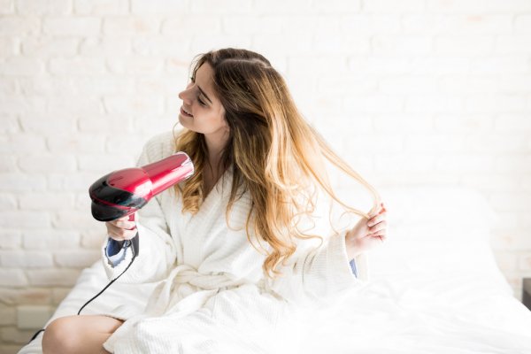 10 Rekomendasi Hair Dryer Panasonic yang Mudah Didapatkan di Toko Online