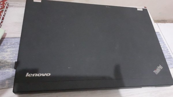 10 Rekomendasi Laptop Lenovo, untuk Pekerja hingga Gamers! (2023)