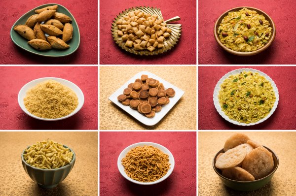 Diwali Snacks You Can Make in Your Kitchen, which Are As Healthy As They Are Delicious! (2021)