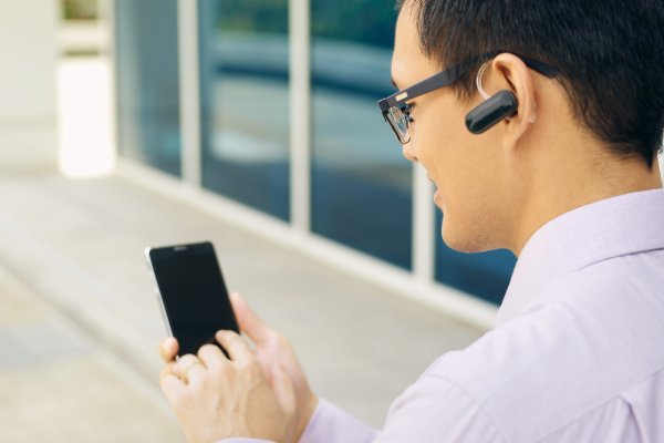 10 Rekomendasi Headset JBL Original Bluetooth untuk Menikmati Musik Semaksimal Mungkin! (2023)