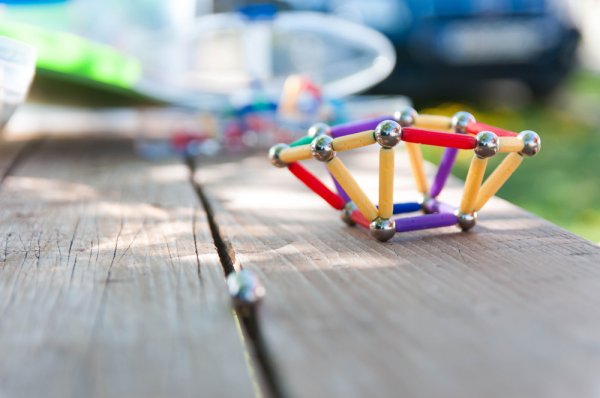 Magnets Can Be Fun at Any Age, but These 10 Magnetic Toys Have Been Created to Aid the Development of Children. Buy One for Your Little One Today (2020)!