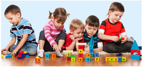 Help Your Child Build a Strong Foundation in Preschool(2020): Discover 9 Parenting Tips for Preschoolers Plus Dos and Don'ts for Effective Parenting. 