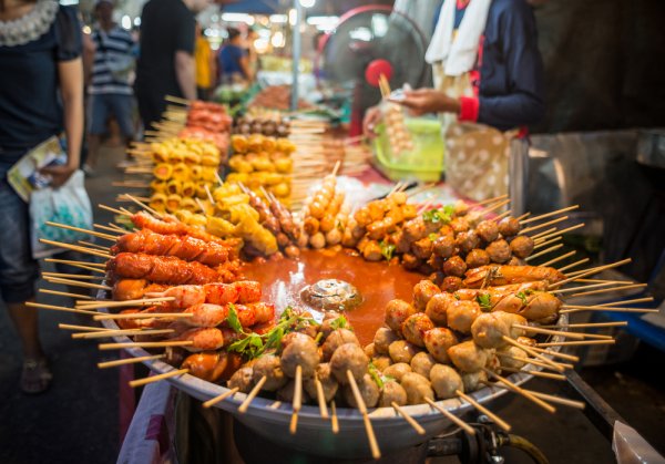 Cita Rasa Autentik: Inilah 9 Destinasi Kuliner Thailand yang Wajib Dicoba di Jakarta Pusat (2024)
