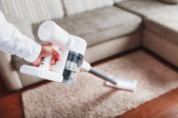 Rumah Bersih Bebas Debu dengan 10 Rekomendasi Vacuum Cleaner Stick yang Mudah Digunakan (2023)