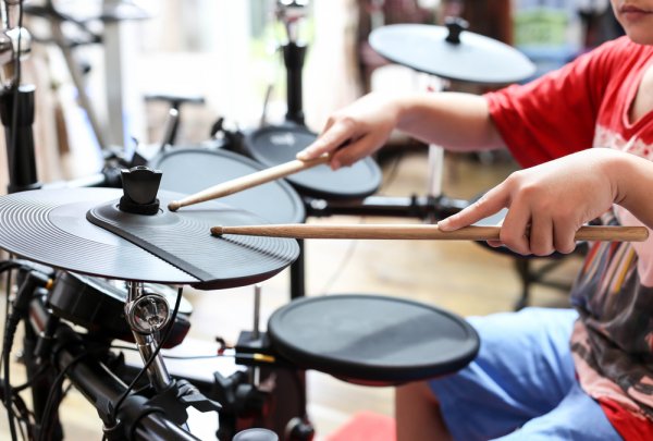 Lebih Praktis Untuk Drummer, Ini Rekomendasi Drum Elektrik Paling Cocok untuk Anda (2023)