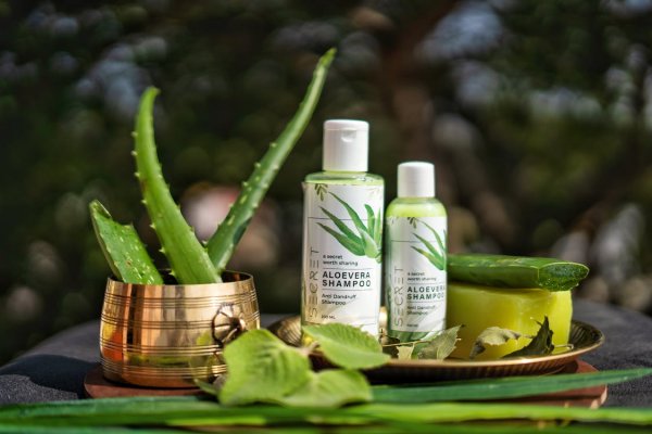 Rekomendasi 15 Herbal Essence Shampoo dari Berbagai Merek untuk Hasil yang Terbaik (2023)