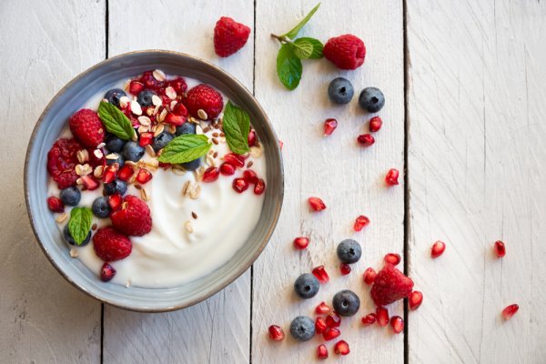 Inilah 15 Rekomendasi Yoghurt Plain Terbaik Bikin Sehat dan Awet Muda (2023)