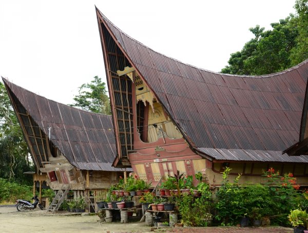 Bukan Hanya Bali, 10 Tempat Wisata di Sumatera Utara Ini Wajib Kamu Kunjungi