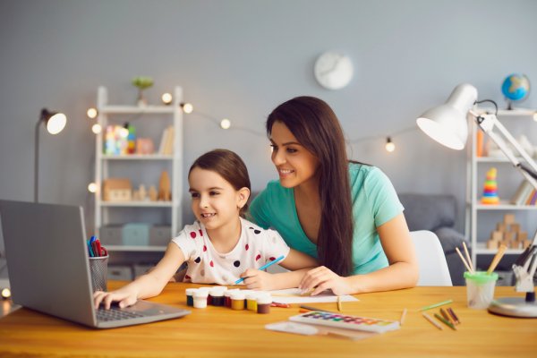 Gợi ý 10 khóa học vẽ online tại nhà cho mọi lứa tuổi (năm 2021)