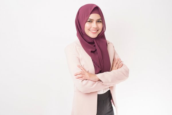 Simak Tren Hijab 2021 dan 10 Rekomendasi Hijab yang Nyaman Dipakai untuk Kamu