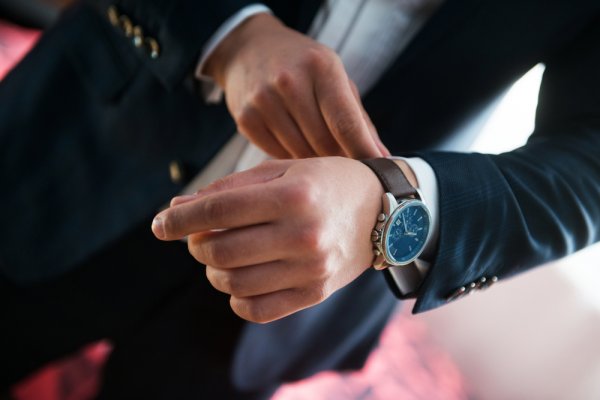 エンポリオ アルマーニのメンズ腕時計おすすめ＆人気ランキングTOP10【2022年最新版】 | ベストプレゼントガイド