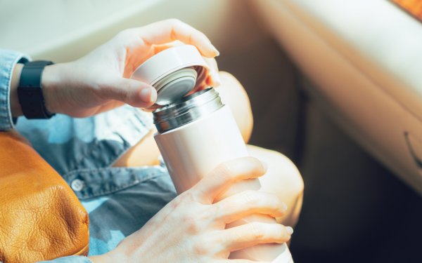 Keep Your Cold Drinks Cold and the Hot Ones Hot for Up To 24 Hours with These Top 10 Insulated Water Bottles + Tips to Keep Them Clean (2020)
