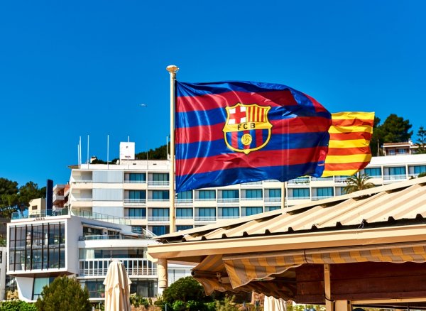Jangan Ngaku Penggemar Barcelona, Kalau Belum Koleksi 10 Jersey Terbaik Barcelona Sepanjang Masa Ini