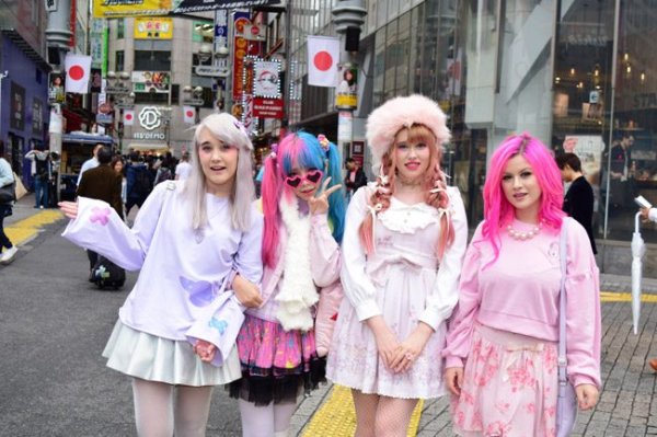 Fashion Style Jepang Nggak Ada Matinya! Inilah 10 Rekomendasi Barang Fashion Jepang yang Populer dan 5 Tren Fashion Jepang Tahun 2023