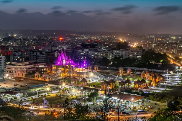 With Mumbai at the Forefront, Can Pune Be Left Behind as a Shopping Destination(2019)? Go Through This List Pune and Find Yourself Going on a Shopping Frenzy