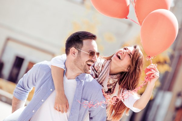 Get The Best 3 Year Anniversary Gift for Boyfriend: These 10 Amazing Ideas Will Not Disappoint You (2018)