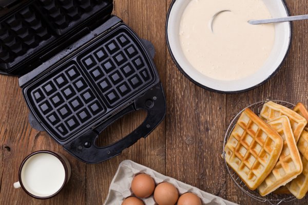 30 Rekomendasi Waffle Maker agar Lebih Cepat dan Praktis Saat Sarapan (2023)