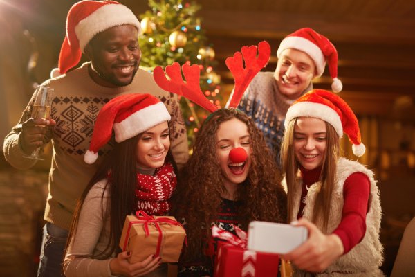 Top 10 món quà Noel rẻ mà ý nghĩa cho bạn bè (năm 2020)
