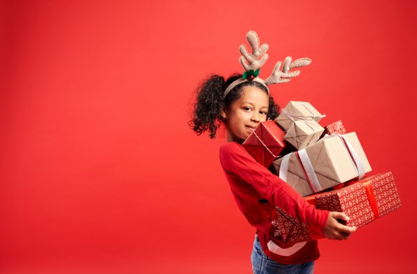 Top 10 món quà Noel ý nghĩa nhất dành tặng cho các bé (năm 2021)