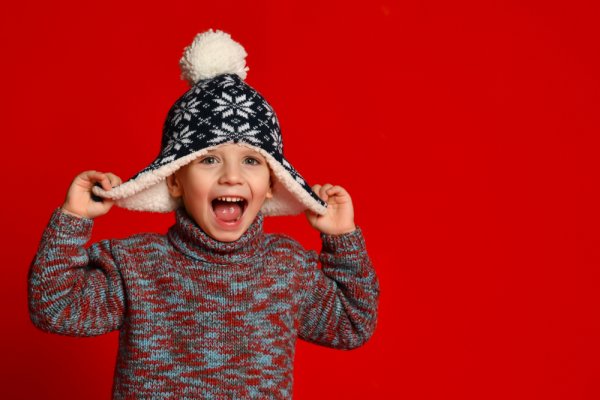 10 Rekomendasi Sweater yang Bisa Menjaga Tubuh Anak Tetap Hangat Kala Liburan Saat Cuaca Dingin (2019)