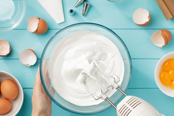 Wondering What to Do with Leftover Egg Whites(2020)? Here, We Put Together 10 Unique Egg Whites Recipes.