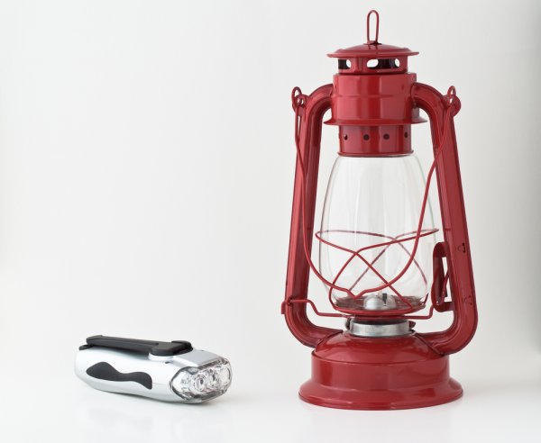 10 Rekomendasi Emergency Lamp dengan Fitur Terbaik (2023)