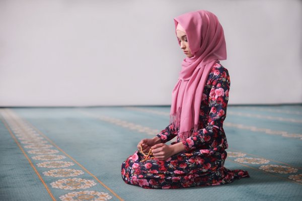 Cantik Dan Syar I Dengan 8 Brand Pilihan Busana Muslim Perempuan Terbaru 2019