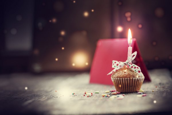 Make Your Beau's Day Super Special With a Sweet Gift for Boyfriend on His Birthday: 10 Gift Ideas
