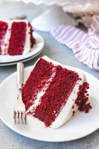 केक, केक, स्वादिष्ट केक!  विशेष रूप से लाल मखमल केक(2019)। नुस्खे के माध्यम से जाने कि आप केक कैसे  बना सकतें है 