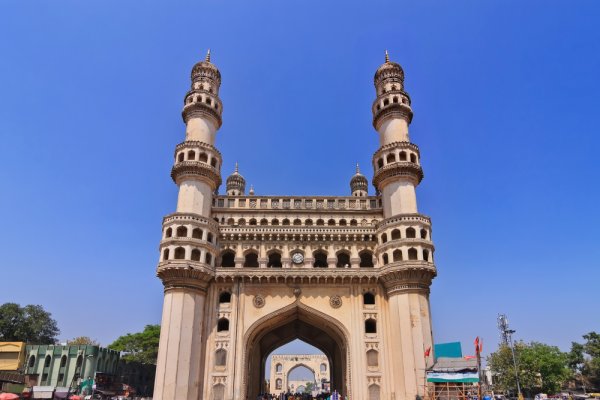 Make Your Next Visit to Hyderabad Fun, Exciting and Rejuvenating. Top 10 Must Visit Places Around Hyderabad and Where to Enjoy Hyderabadi Cuisine and Shopping in 2020
