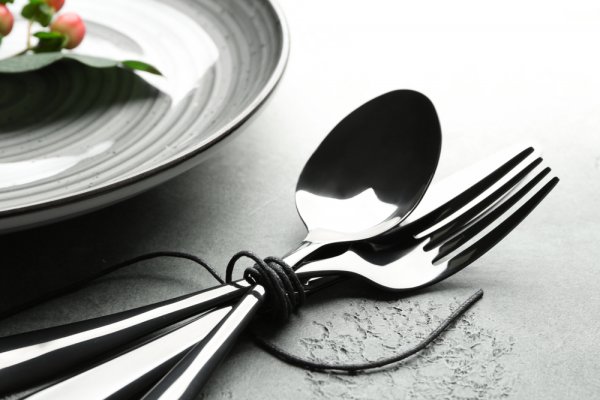 Ingin Peralatan Makan Tetap Rapi? Cobalah 9 Cutlery yang Membuat Tampilan Meja Makan Layaknya Restoran (2023)