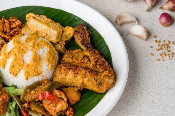 Jelajahi Kaya Rasa Minang di Depok: 12 Restoran Masakan Padang Terbaik yang Wajib Dicoba! (2024)