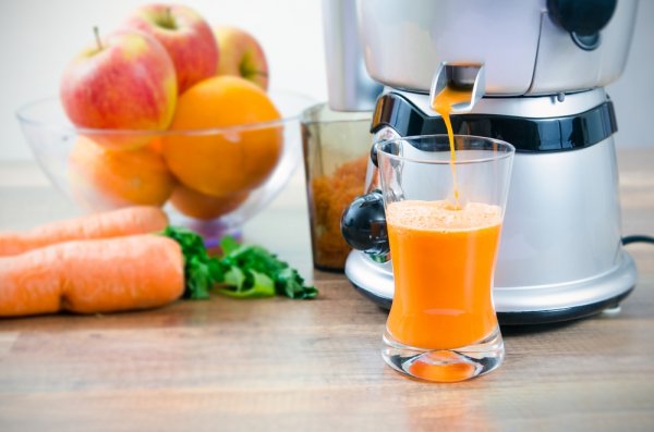 Minum Jus Buah dan Sayur Setiap Hari dengan 9 Rekomendasi Juicer Berkualitas dan Terbaik (2023)