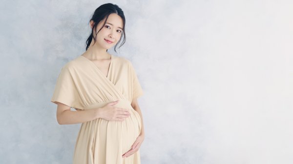 Ibu Hamil Juga Bisa Tampil Kekinian dengan 10 Rekomendasi Baju Hamil Terbaru 2023 Ini!