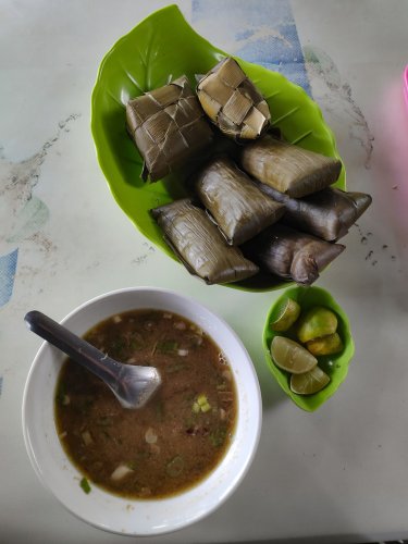 Coto Makassar Bumbu Khas Sulawesi: Nikmatnya Kuliner Tradisional di Surabaya (2024)