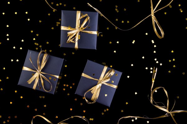 Gorgeous Gift Wrapping Ribbons, DIY Techniques and Tips to Add That Special Final Touch to Your Presents (2019)