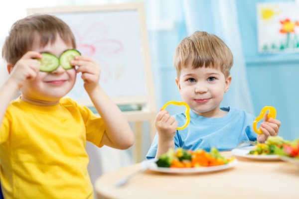 15 Makanan yang Dilarang untuk Anak Kecil Karena Mengganggu Kesehatan