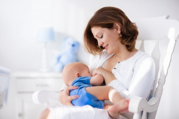 Jangan Remehkan Kebutuhan Bayi, Ini 10 Rekomendasi Suplemen dan Minuman untuk Ibu Menyusui agar ASI Semakin Melimpah (2020)