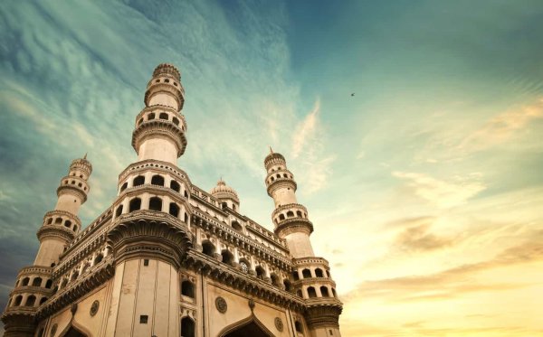 Planning a Trip to Hyderabad with Friends in 2019? Don't Forget to Visit These Amazing Places.
