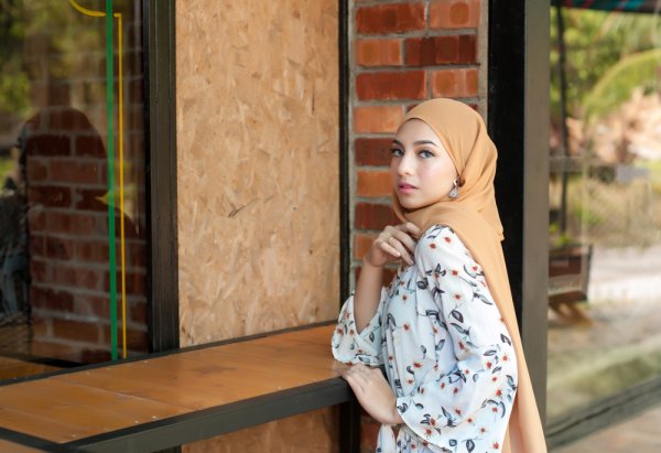 Inilah Gaya Busana Muslim 5 Selebgram Wanita Untuk Remaja 2019