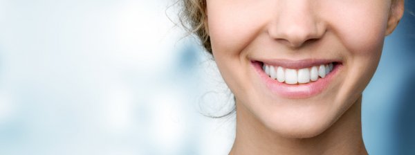 15 Rekomendasi Pemutih Gigi Terbaik: Temukan Kesempurnaan Senyuman Anda di Apotik dan Toko Online (2023)