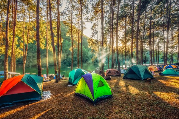 10 Tempat Camping Terbaik di Jawa Tengah untuk Menikmati Suasana Alam yang Indah (2020)