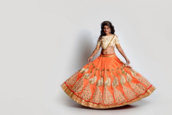 Find the Hottest Designs and Latest Trends  at These 10 Best Instagram Stores for Lehengas(2021)